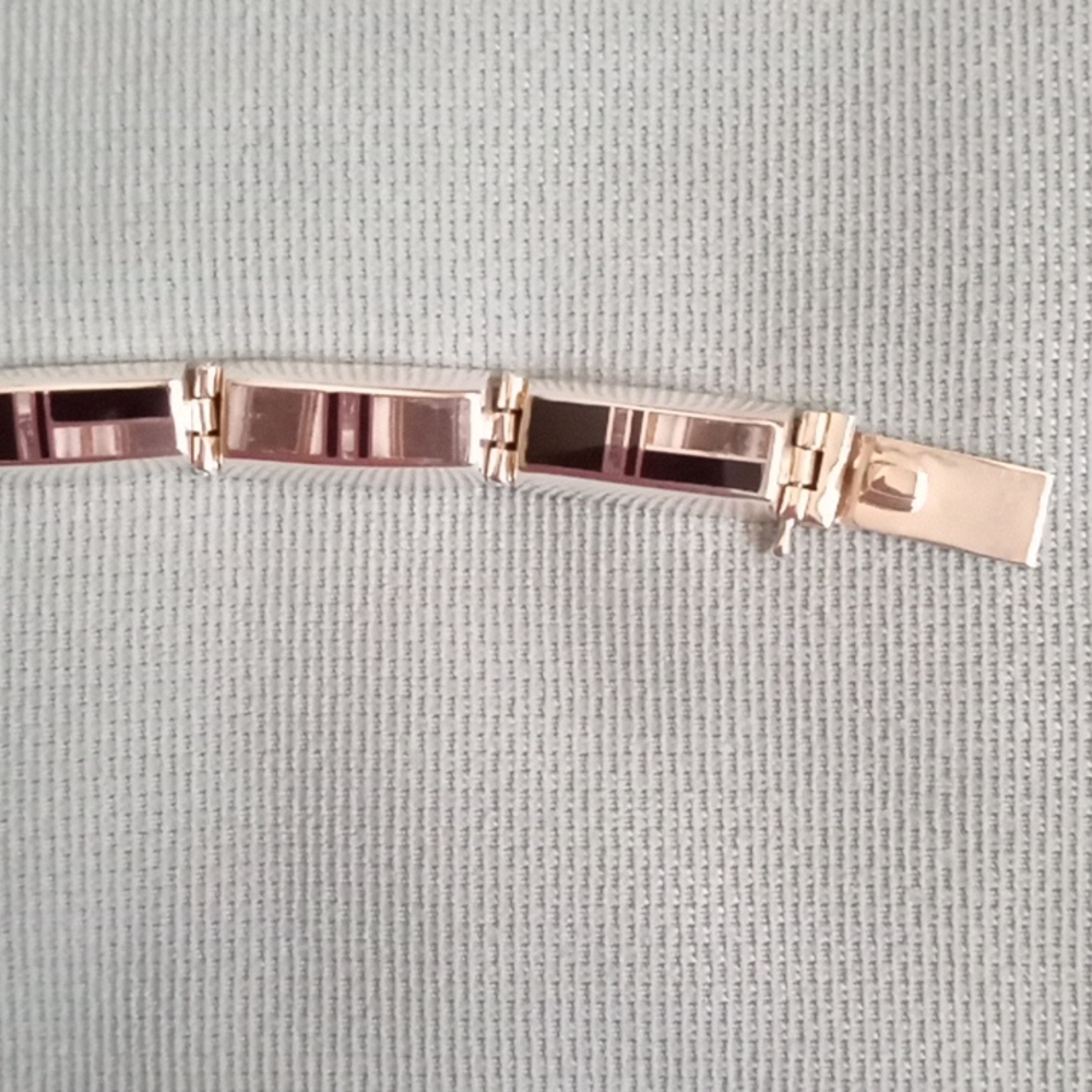 NATIVE AMERICAN STERLING SILVER INLAY BLACK ONYX AND SHELL TUXEDO BRACELET - Picture 4 of 8